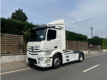 Tractor unit MERCEDES-BENZ Actros 1843
