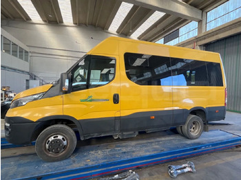 School bus Iveco Daily: picture 5