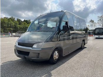 Coach Iveco Daily: picture 4 Coach Iveco Daily: picture 4