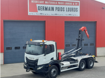 Hook lift truck IVECO