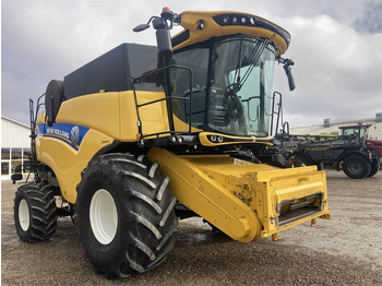 Combine harvester New Holland CX8.70 TB4 EUR: picture 3