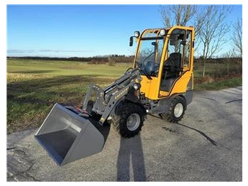 Compact loader EUROTRAC