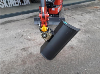 Mini excavator Mole M12 1250 kg graver: picture 2