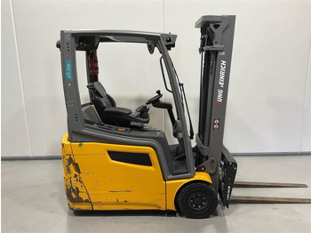 Electric forklift JUNGHEINRICH EFG