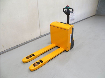 Pallet truck Jungheinrich EJE 116: picture 3