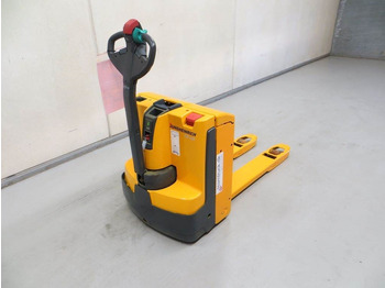 Pallet truck Jungheinrich EJE 116: picture 4