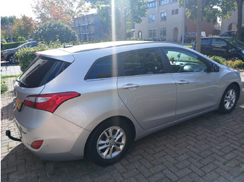 Car Hyundai | i30 Wagon | 1.6 GDI Business Edition | 2012 | 232.039 km | 32ZHB2 | Logisch: picture 4