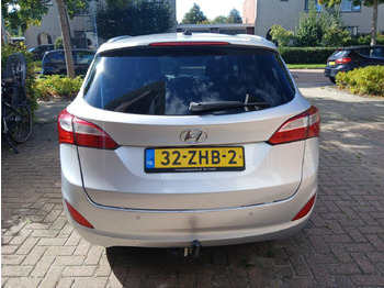 Car Hyundai | i30 Wagon | 1.6 GDI Business Edition | 2012 | 232.039 km | 32ZHB2 | Logisch: picture 2