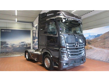 Tractor unit MERCEDES-BENZ
