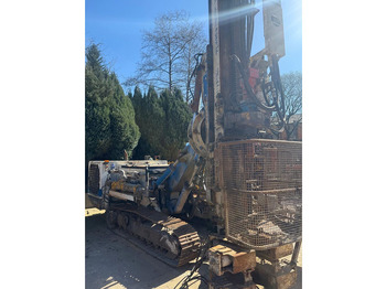 Drilling rig SOILMEC