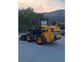 Compact track loader JCB 225: picture 3