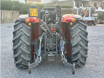 Farm tractor Kubota M5071N: picture 3