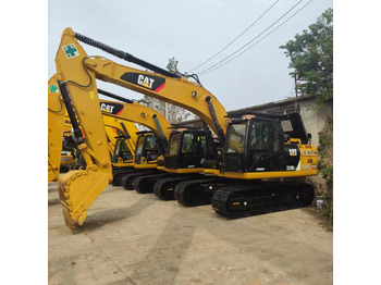 Crawler excavator CATERPILLAR 320D2