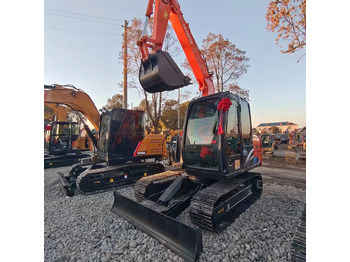 Crawler excavator HITACHI ZX70: picture 3