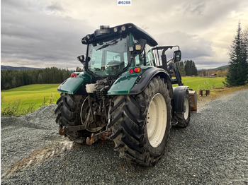 Farm tractor 2013 Valtra T203 w/ Trima front loader, snow bucket, gravel bucket, pallet forks and timber clamp!: picture 5 Farm tractor 2013 Valtra T203 w/ Trima front loader, snow bucket, gravel bucket, pallet forks and timber clamp!: picture 5