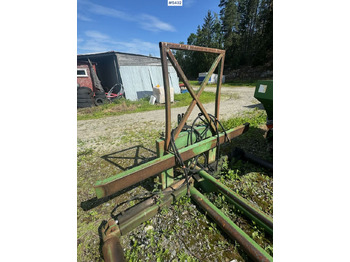 Hay and forage equipment