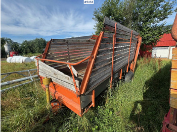 Hay and forage equipment