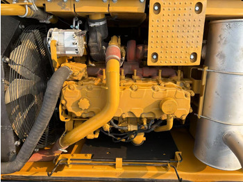 Crawler excavator CATERPILLAR 325D2: picture 5