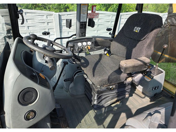 Backhoe loader Caterpillar: picture 4
