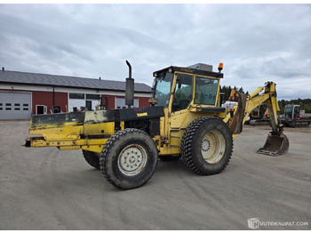 Backhoe loader