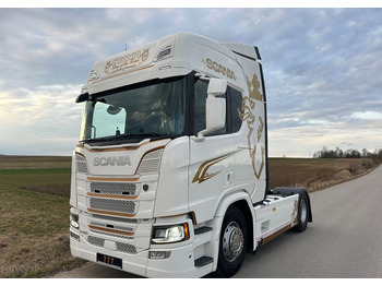 Tractor unit SCANIA R 500