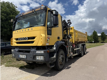 Tipper, Crane truck Iveco Trakker: picture 2