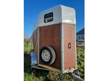 Horse trailer