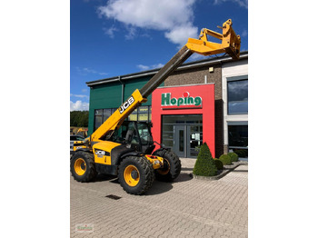 Telescopic handler JCB