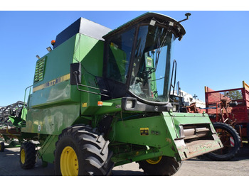 Combine harvester John Deere 1177: picture 2