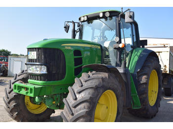 Farm tractor JOHN DEERE 7530
