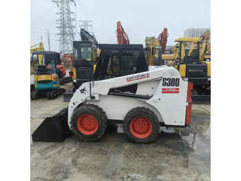 Skid steer loader BOBCAT S300
