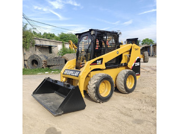 Skid steer loader Caterpillar 226B: picture 2 Skid steer loader Caterpillar 226B: picture 2