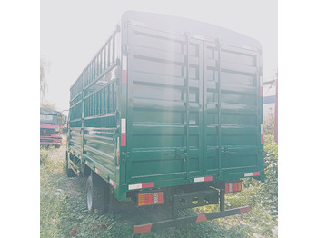 Truck SINOTRUK HOWO: picture 5