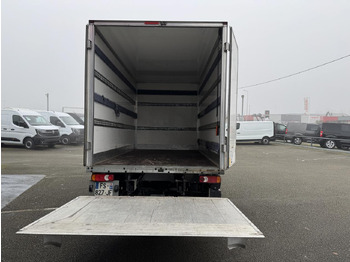 Box van RENAULT MASTER 3T5 CAISSE 20M3 HAYON 2.3 DCI 145CH GRAND CONFORT: picture 4