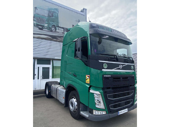 Tractor unit Volvo FH460: picture 2