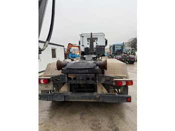Hook lift truck MERCEDES-BENZ Arocs 3245: picture 5