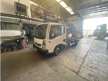 Hook lift truck RENAULT Maxity