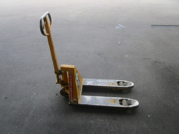 Pallet truck