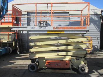 Scissor lift JLG