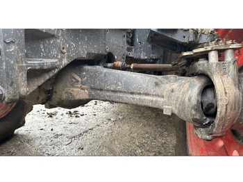 Farm tractor CLAAS ARION 610: picture 4