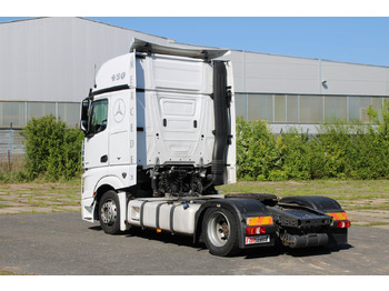 Tractor unit Mercedes-Benz Actros 1845: picture 3
