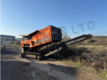 Industrial waste shredder