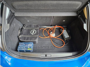 Car Opel Corsa F Elegance Sommer+Winterreifen +Wärmepumpe: picture 4