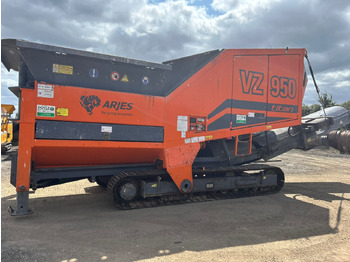 Industrial waste shredder