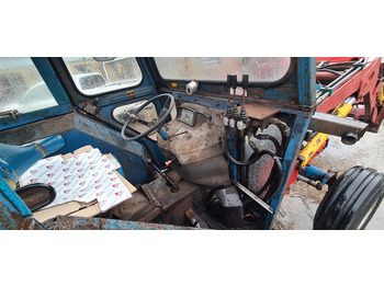 Farm tractor Ford 4600: picture 4