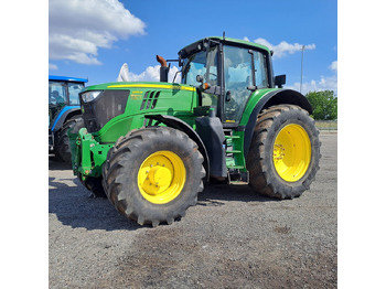 Farm tractor JOHN DEERE 6195M