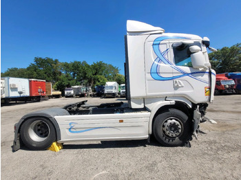 Tractor unit SCANIA R410: picture 3