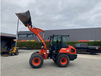 Wheel loader Kubota R 090: picture 2