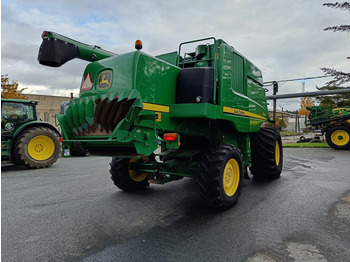 John Deere T550 leasing John Deere T550: picture 3