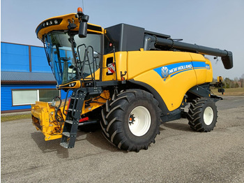 Combine harvester NEW HOLLAND CX series